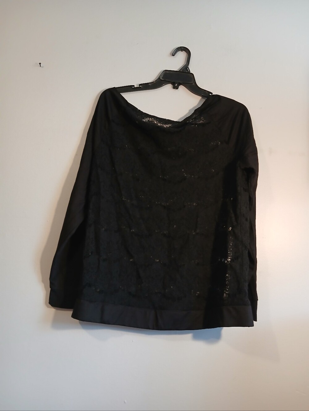 Poetic Justice Black Off The Shoulder Lace And Opaque Womens Top. Size 1X - Picture 8 of 9